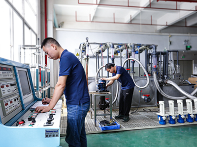 創(chuàng)升泵業(yè)-立式泵檢測車間